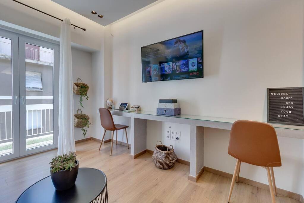 Deluxe Urban 2Br Apt By Nat. Archaelogical Museum アテネ エクステリア 写真